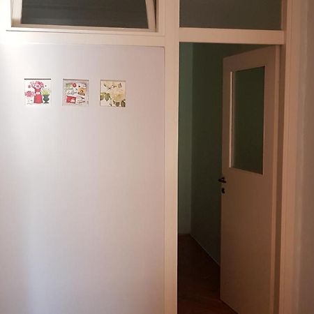 Apartment Viktor,Parking Osijek Exterior photo
