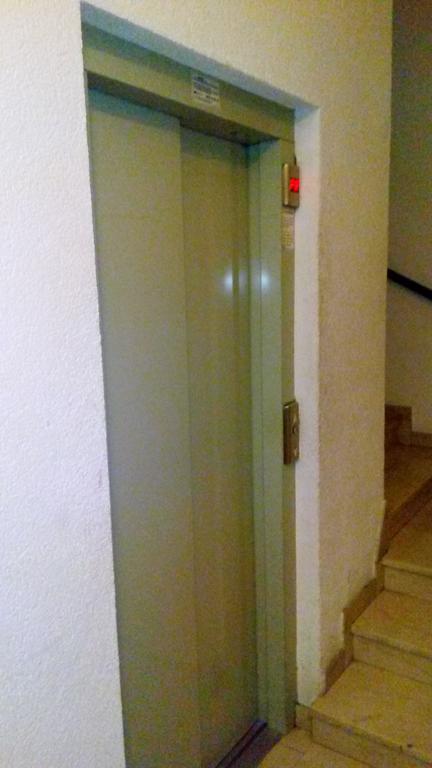 Apartment Viktor,Parking Osijek Exterior photo
